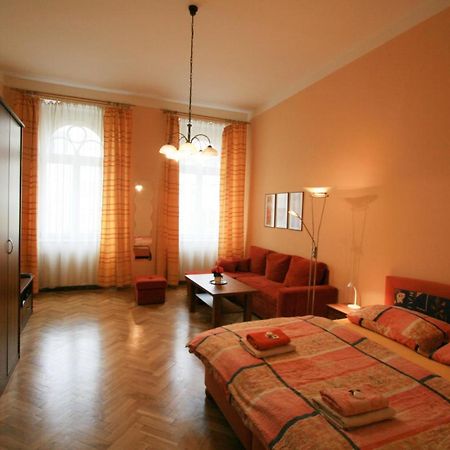 Apartment No. 19 Jaltska 3 Karlovy Vary Dış mekan fotoğraf