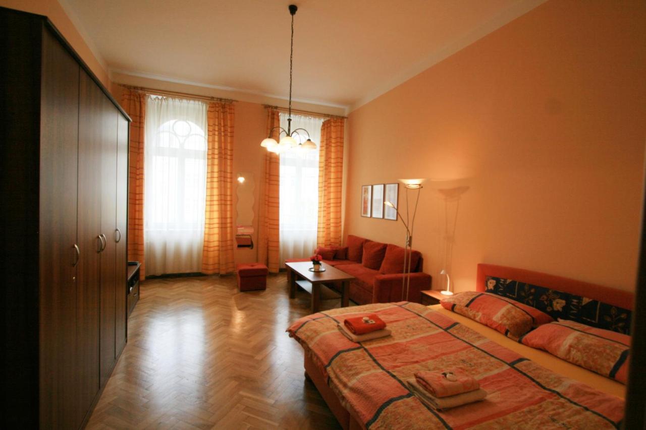 Apartment No. 19 Jaltska 3 Karlovy Vary Dış mekan fotoğraf